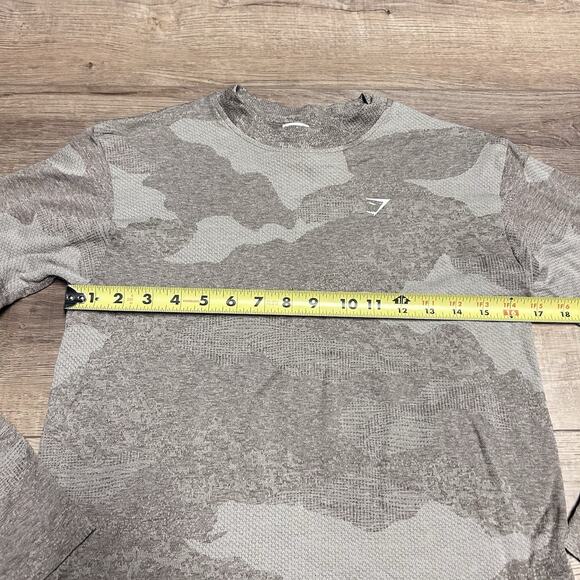 Gymshark Women's Adapt Gray & Tan Camo Seamless Long Sleeve Top - Size XS - Picture 3 of 8